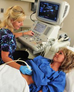 Patient undergoing a vascular screening